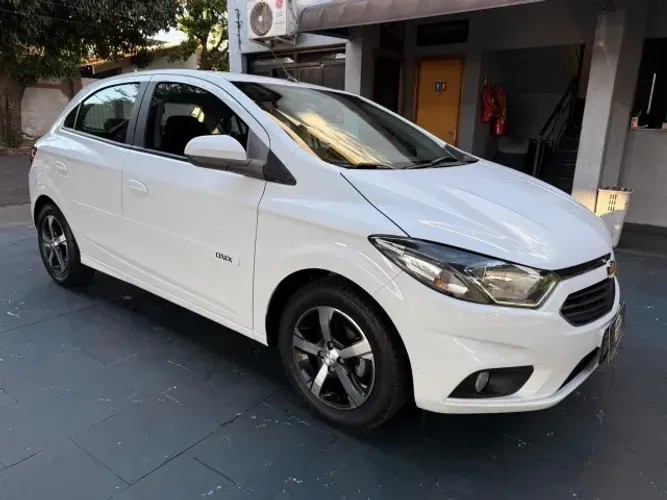 Chevrolet Onix Hatch LTZ 1.4 8V Flex Aut. 4P 2018