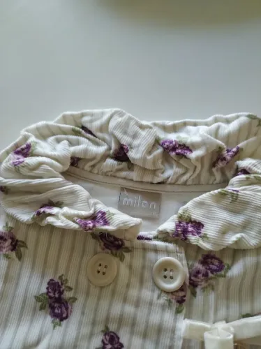 Casaco veludo floral da Milon tamanho 8.