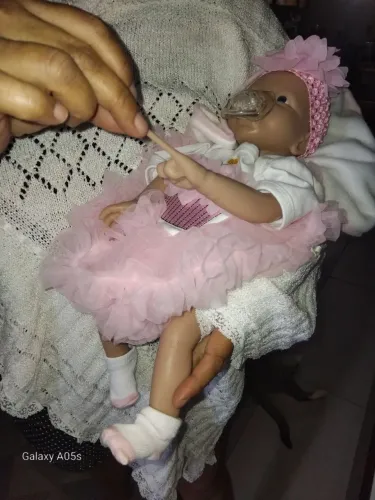 Bebê Reborn silicone sólido 