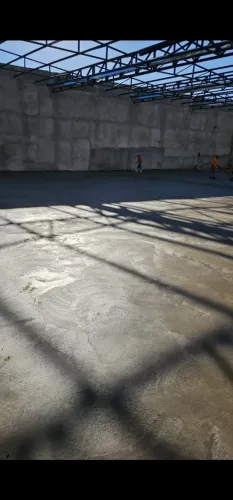 TRAÇADO 6x4 - 8 M3 BETONEIRA
