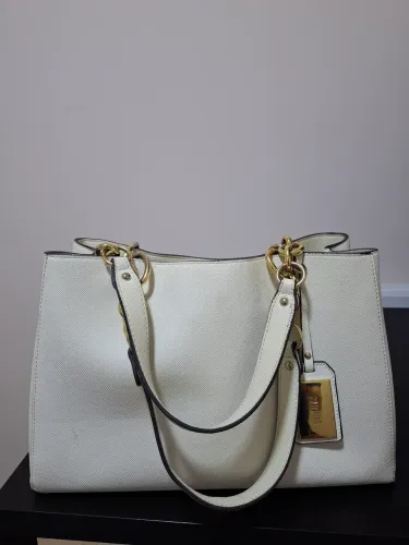 Bolsa branca Santa Lola