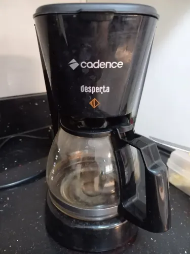 Cafeteira elétrica Cadence Desperta CAF338