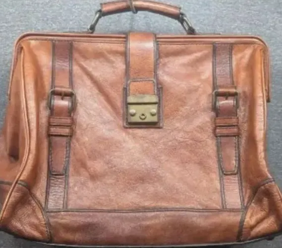 Bolsa nova executiva em couro natural FOSSIL, marrom. Ideal para médico e executivo. 