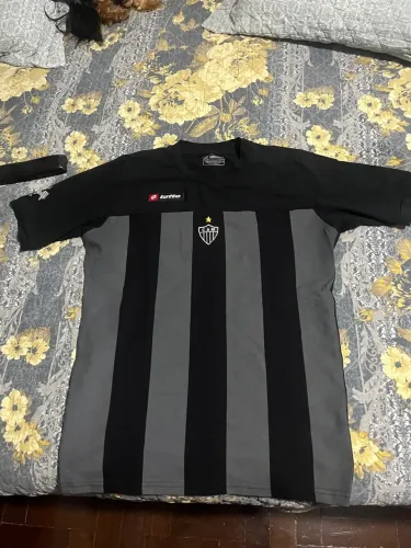 Camisa do galo Lotto jogador viagem 2007 original