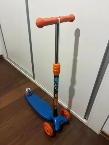 Patinete infantil 3 rodas ajustável com LED
