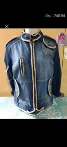 Jaqueta Jeans Estilosa com Detalhes pra hoje 