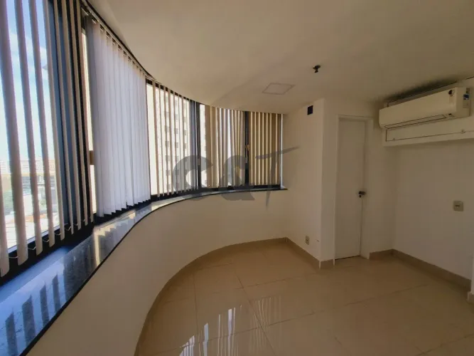 Conjunto Comercial com 84,27m² para Alugar em Moema - São Paulo/SP