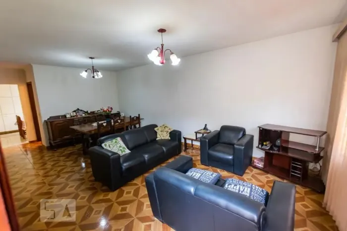 Casa à Venda - Bosque da Saúde, 3 Quartos, 220 m2