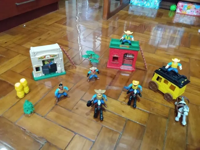 Brinquedo velho oeste 