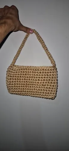 Bolsa de Ombro em Crochê Bege