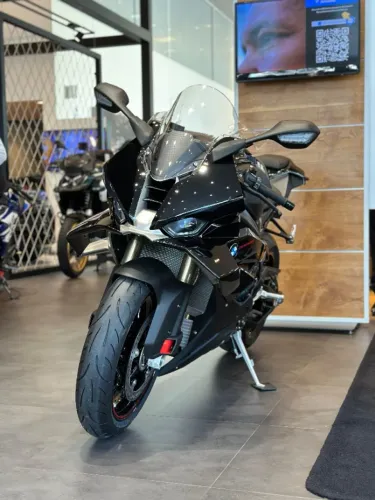 BMW S1000RR 2026 - Zero Km, Disponível na cor black