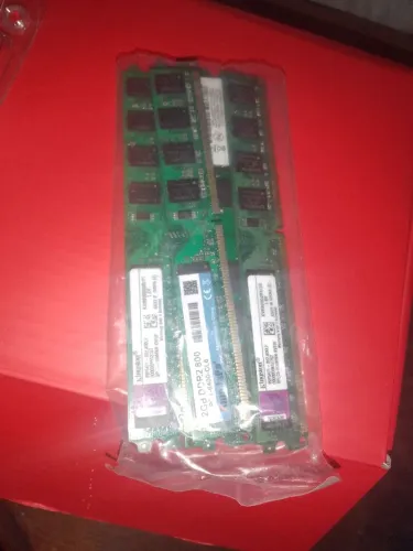 2g de memória Ram cada uma 30 $
