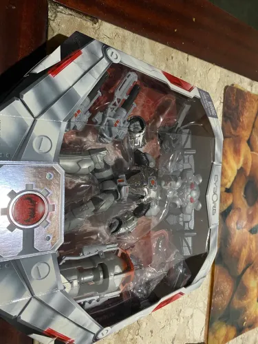 Boneco cyborg padrão dc universe ,dc multiverse 
