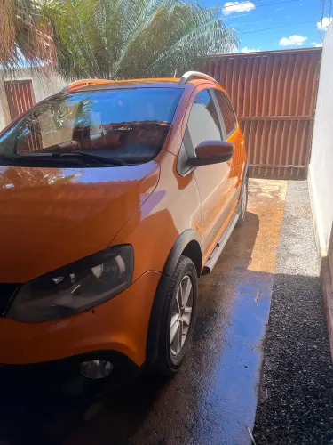 Volkswagen Crossfox 1.6 MI Total Flex 8V 5P 2011