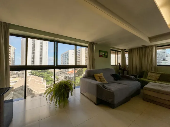 Apartamento à venda com 181m² em Boa Viagem