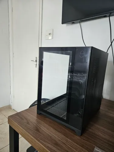 Gabinete cv 100 aquario gamer