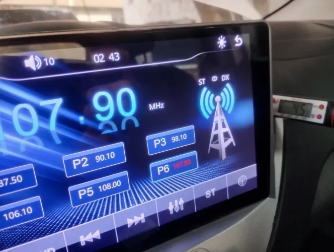 Multimídia 9 polegadas ,moldura e câmera de ré 