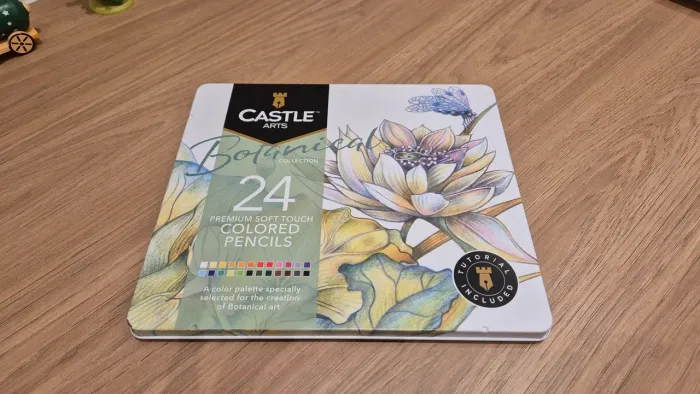 Castle Arts Botanical 24 Cores