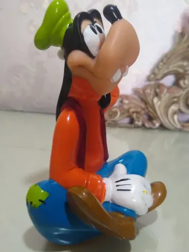 Boneco Pateta vinil com 14 cm