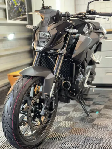Cb 500 Hornet-novinha com apenas 900km