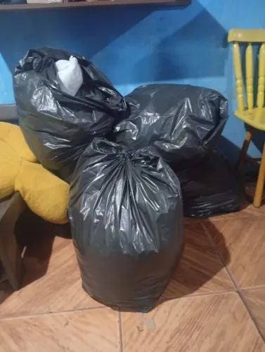 Doa-se roupas variadas 