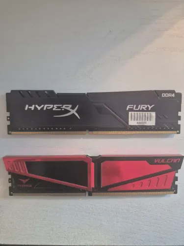  Memória RAM 16g (2x8) DDR4 Desktop - HyperX 8GB + T-Force Vulcan 8GB 