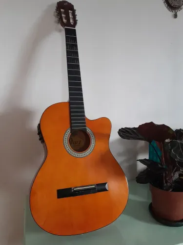 GIANNINI Eletroacústico<br>Vioão Eletroacústico Náilon Giannini Start NF-14 CEQ Natural (N)