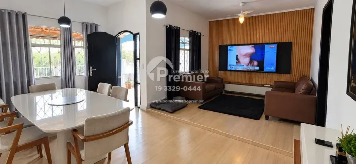 Casa à venda no Bairro Jd. Moacir Arruda, Indaiatuba - 253m² e Piscina