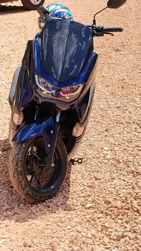 N Max 2021 nova completa poucos km preta