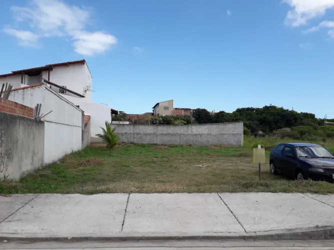 Terreno à venda, 569 m²Realize o seu sonho de morar na praia! Terreno plano na quadra por