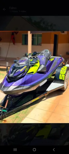 Jet ski seadoo 2021