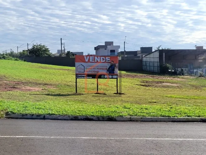 Venda de Terreno / Comercial na cidade de Araraquara