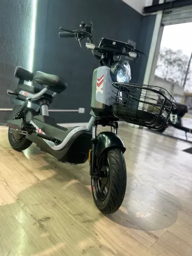 Scooter Elétrica J10 Panda 800w