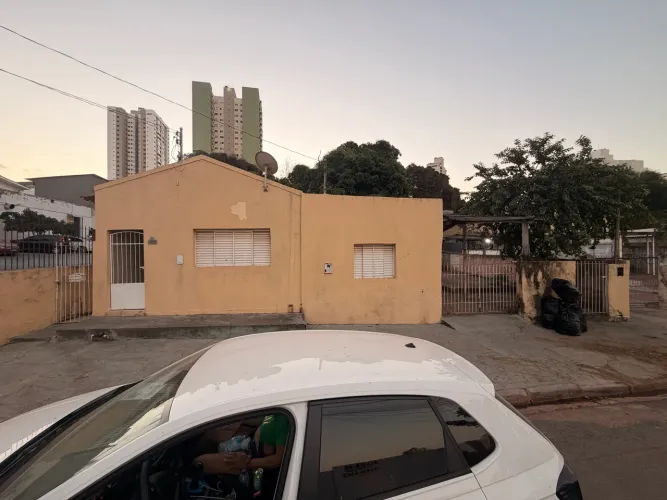 Lote com 725m2 bairro Duque de Caxias