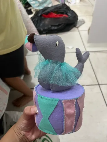 Enfeite para aniversário em feltro