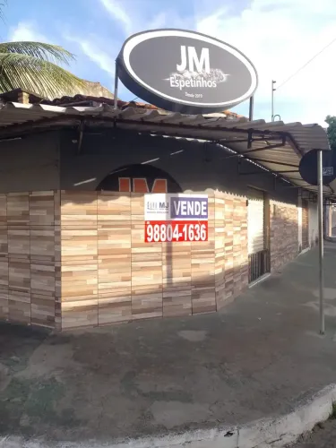 Vendo terreno de esquina  com casa simples, com frente p/ duas ruas em Jatiúca - Maceió - 