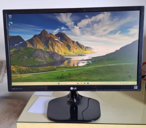 Monitor LG FLATRON IPS Full HD