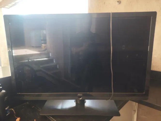 TV AOC usada antiga 40 polegadas
