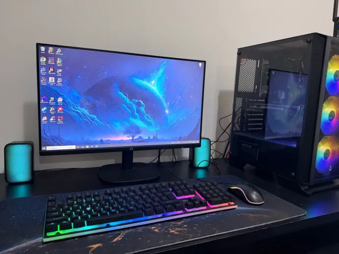 Setup Gamer Completo - i5, GTX 1650, Monitor 100Hz e Mesa