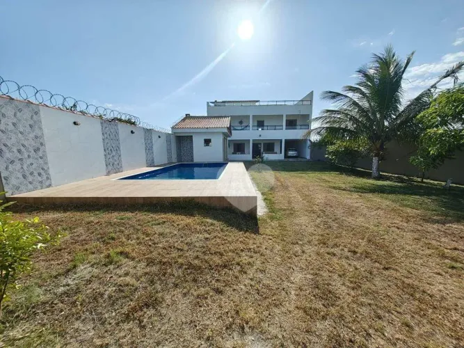 Casa com 4 quartos à venda, 514 m² por R$ 950.000 - Itaipuaçu - Maricá/RJ