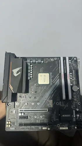 Kit upgrade Ryzen 7 5700x + b550m aorus elite + 2x8 3200mhz asgard argb