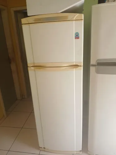 Para vende hoje gelando gelo seco nunca foi mexido