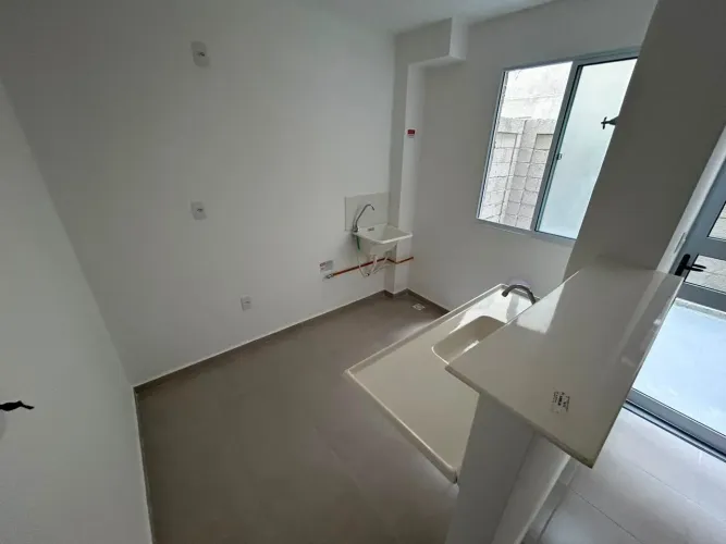 Alugo apartamento, condomínio Vista dos lírios