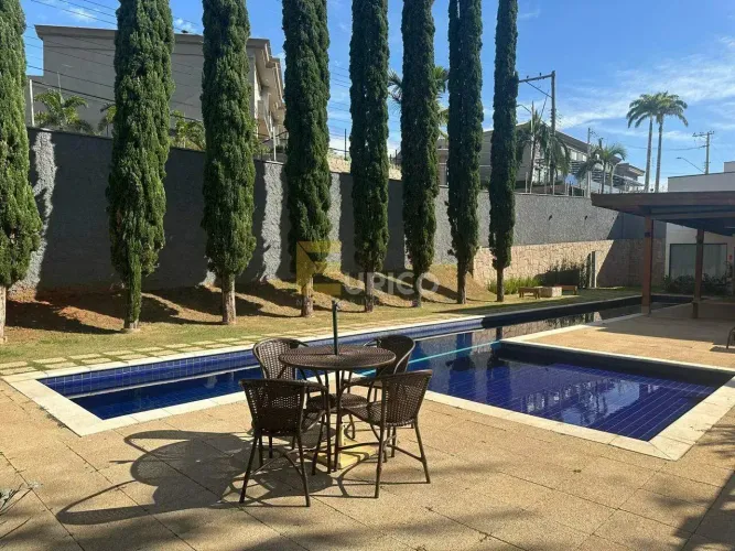 Casa em condomínio à venda no Condomínio Residencial Quinta das Oliveiras em Valinhos/SP