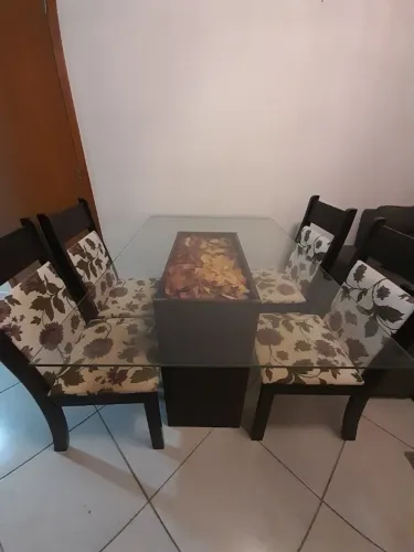 Mesa jantar retangular 4cadeiras