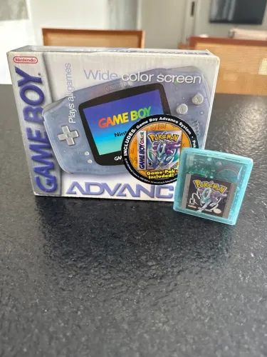 Gameboy Advance Pokémon Crystal Bundle