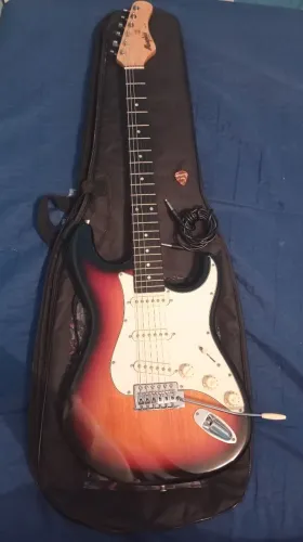 Guitarra tagima MG10 nova + Capa + Cabo + Palheta