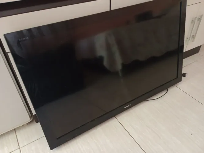 Tv Sony 49 polegadas tela com defeito.