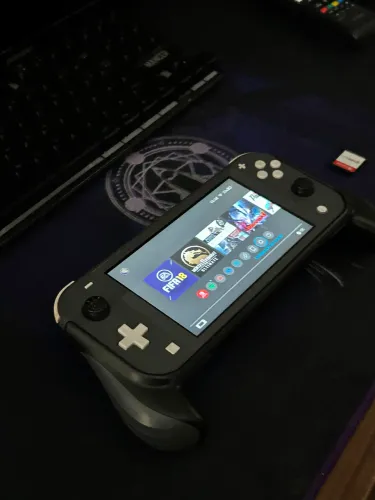 NITENDO SWITCH LITE