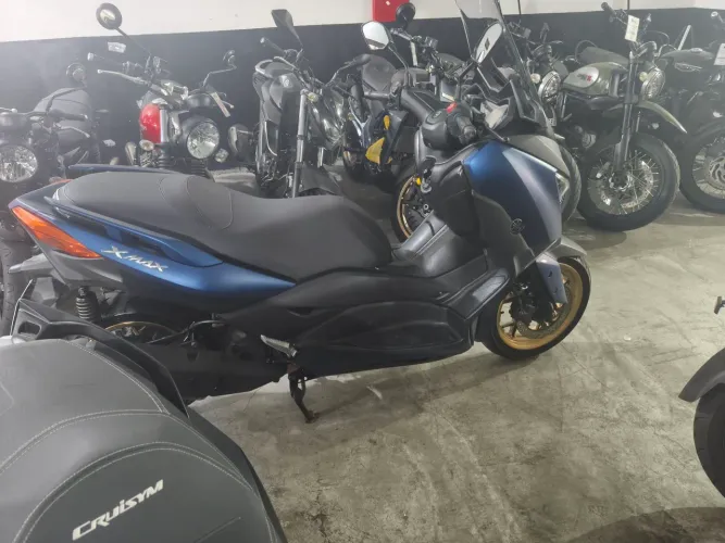 Xmax 